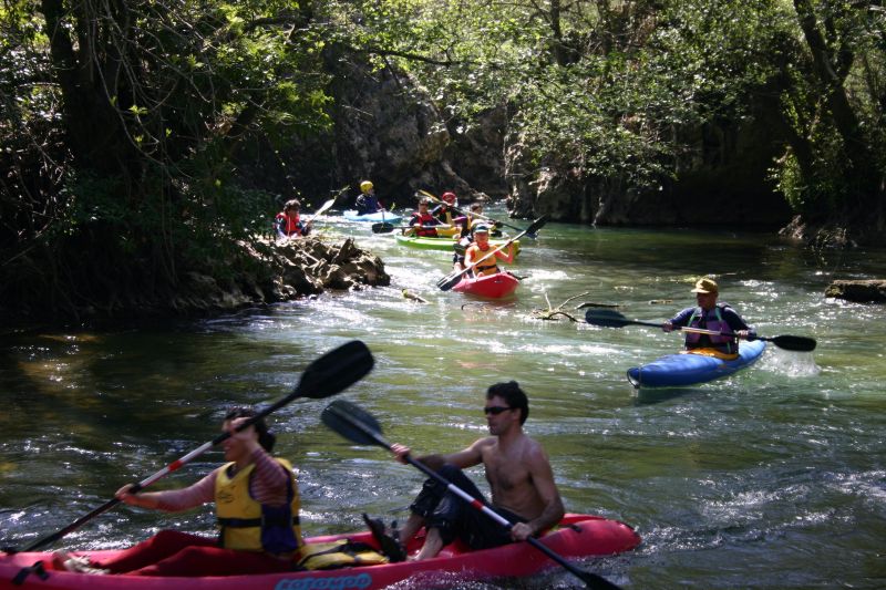 lapas3 lapas; Descida; kayak; zezere;Tejo; Nabão; Mondego; canoa; aventura; esquimotagem; caiaque; passeios; pedestres; caminhadas; formação; pagaia; descidas; rio; montanhismo; orientação; rapel; slide; rappel; Turismo; templários; Almourol; activo