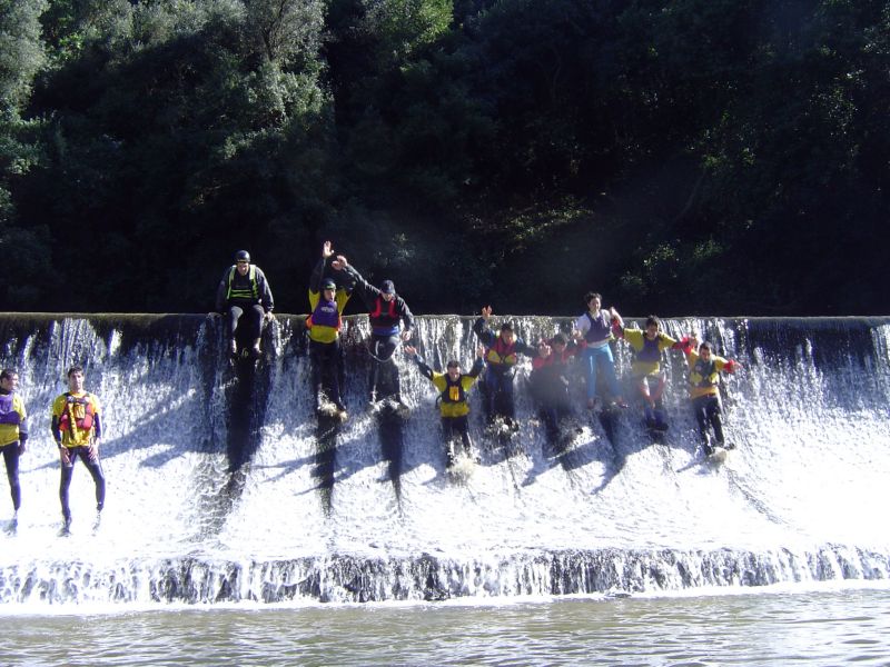 prado1 prado1; Descida; kayak; zezere;Tejo; Nabão; Mondego; canoa; aventura; esquimotagem; caiaque; passeios; pedestres; caminhadas; formação; pagaia; descidas; rio; montanhismo; orientação; rapel; slide; rappel; Turismo; templários; Almourol; activo
